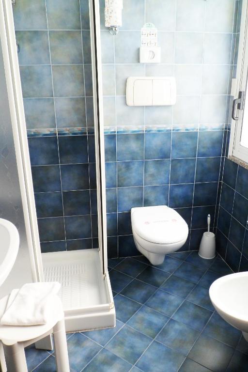 Single Room,57282238:JPEG