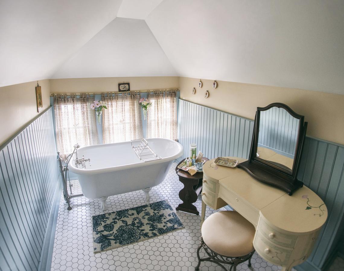 Premium Quadruple Room