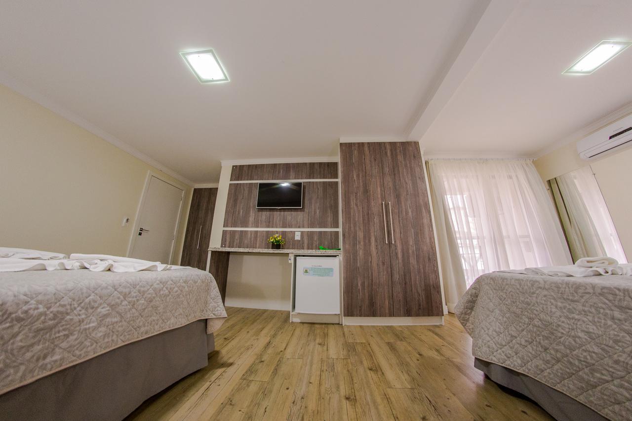 Quarto Quádruplo de Luxo