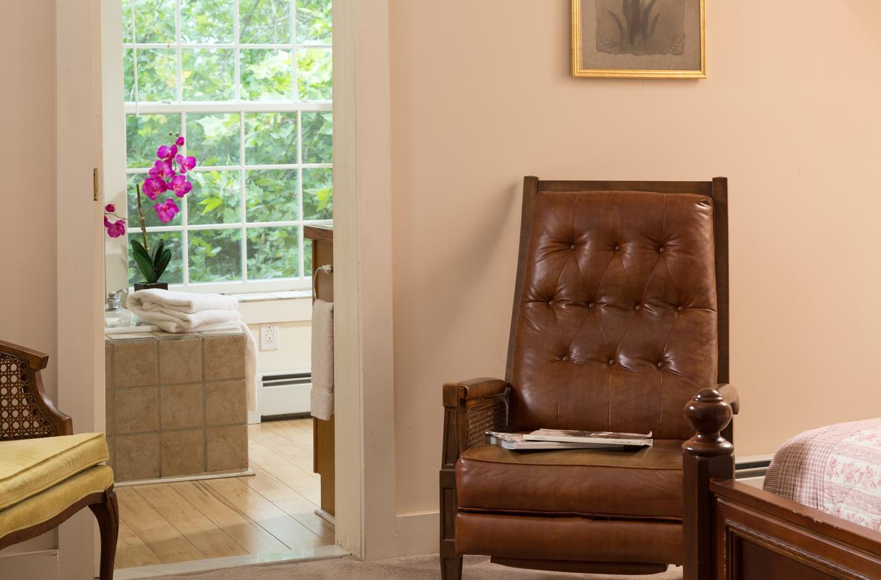 King Room with Spa Bath