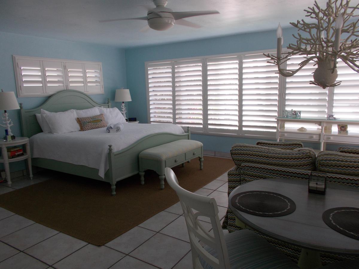 Waterfront Room