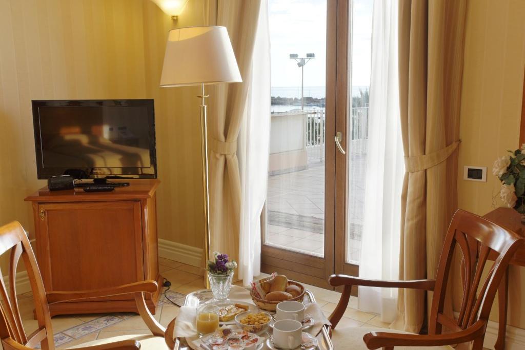 Standard Triple Room,1216225348:JPEG