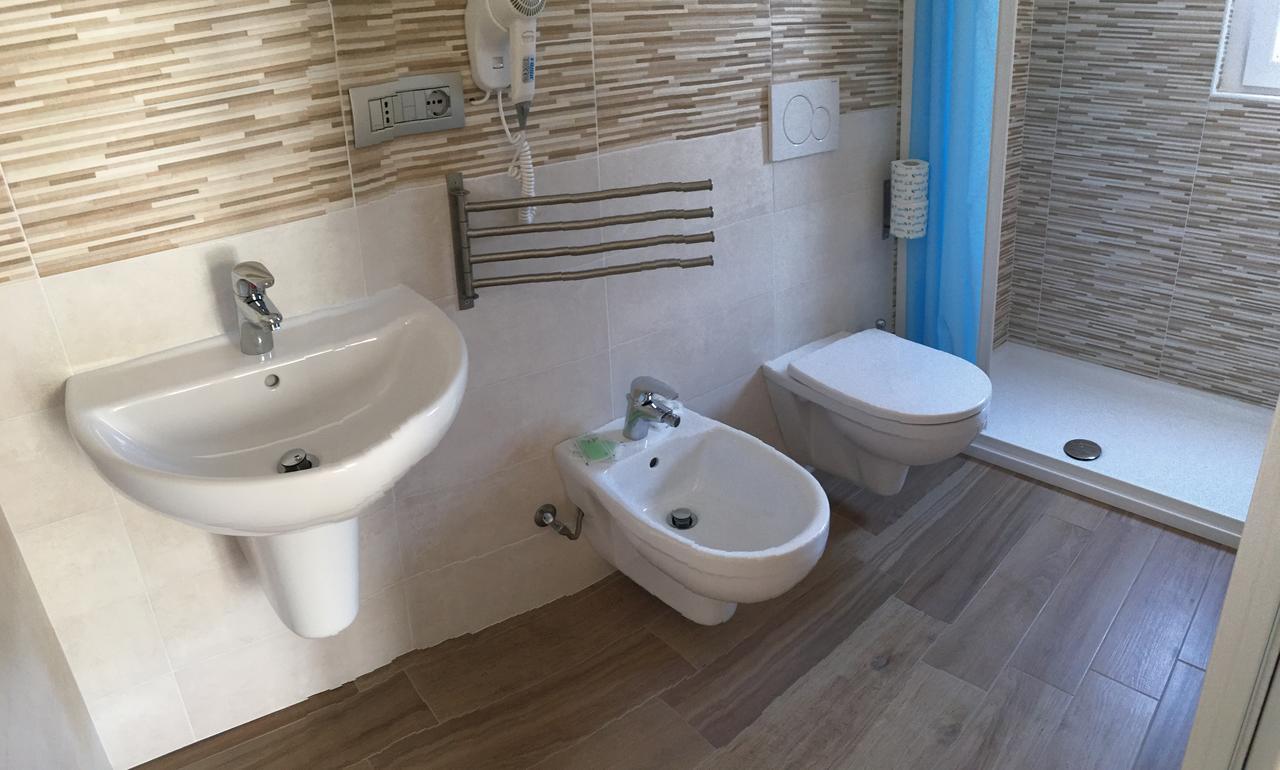 Double Room,1392431819:JPEG