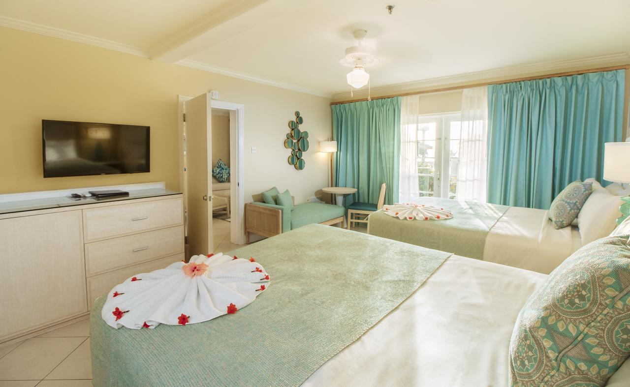 Deluxe Beach Front Double