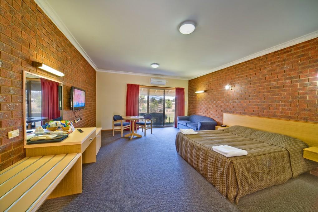 Deluxe Single Room