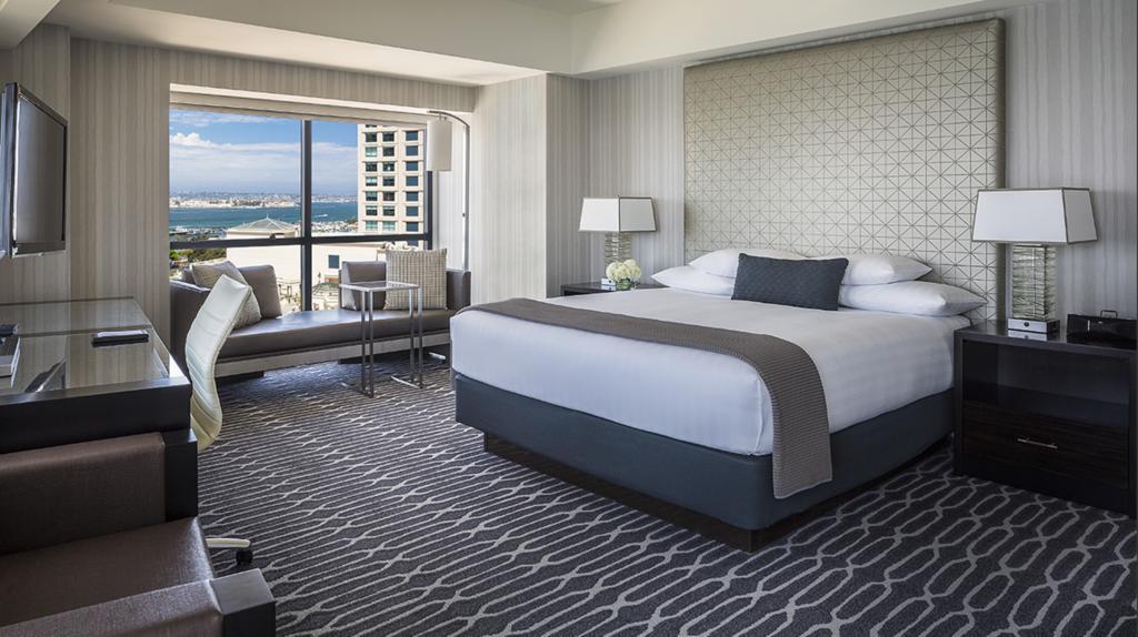Signature King Suite,1774457058:JPEG