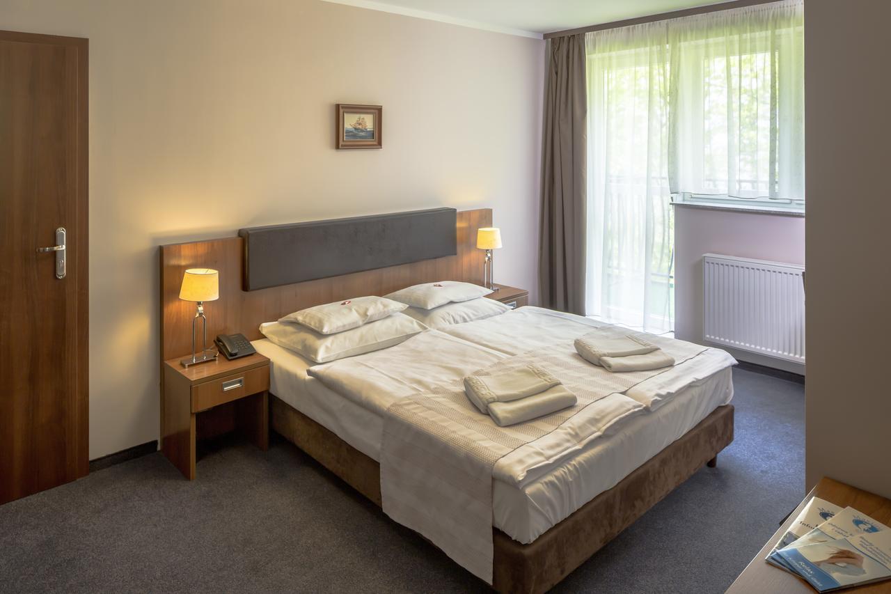 Standard Zimmer mit Kingsize-Bett