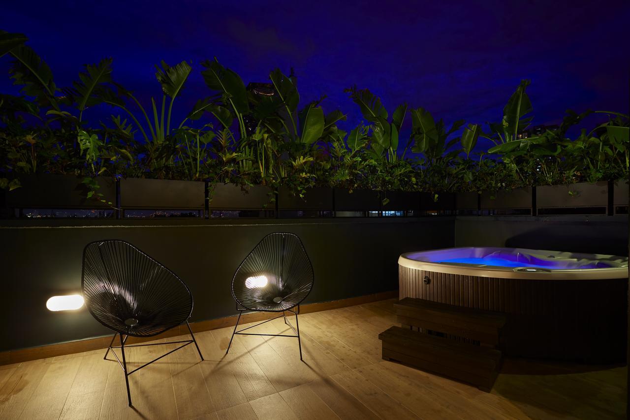 King Suite with Spa Bath