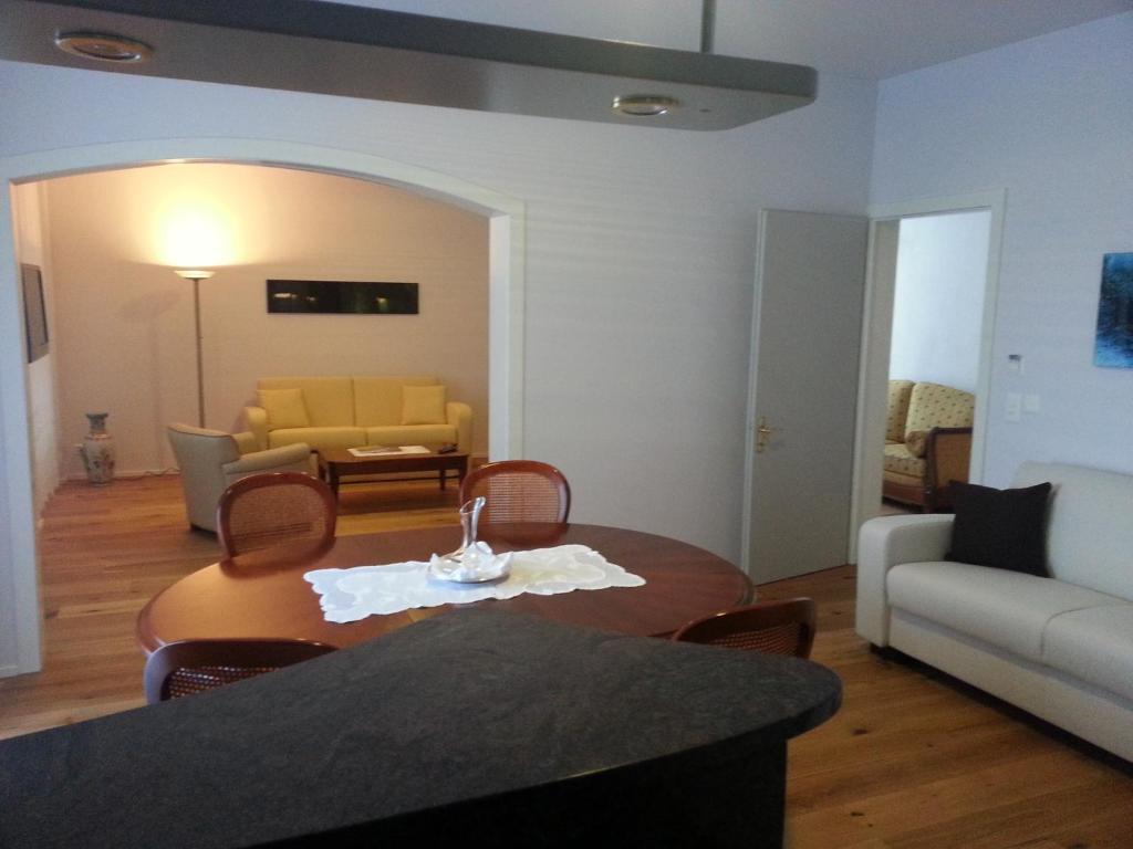 Suite with Lake View