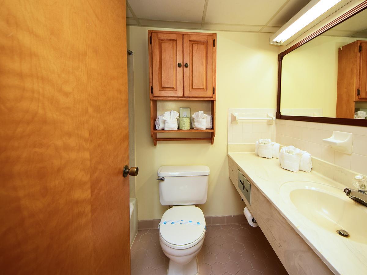 1 Room Side Ocean View Efficiency 2 Queen Beds 1 Sleeper Sofa T3,1588262583:JPEG