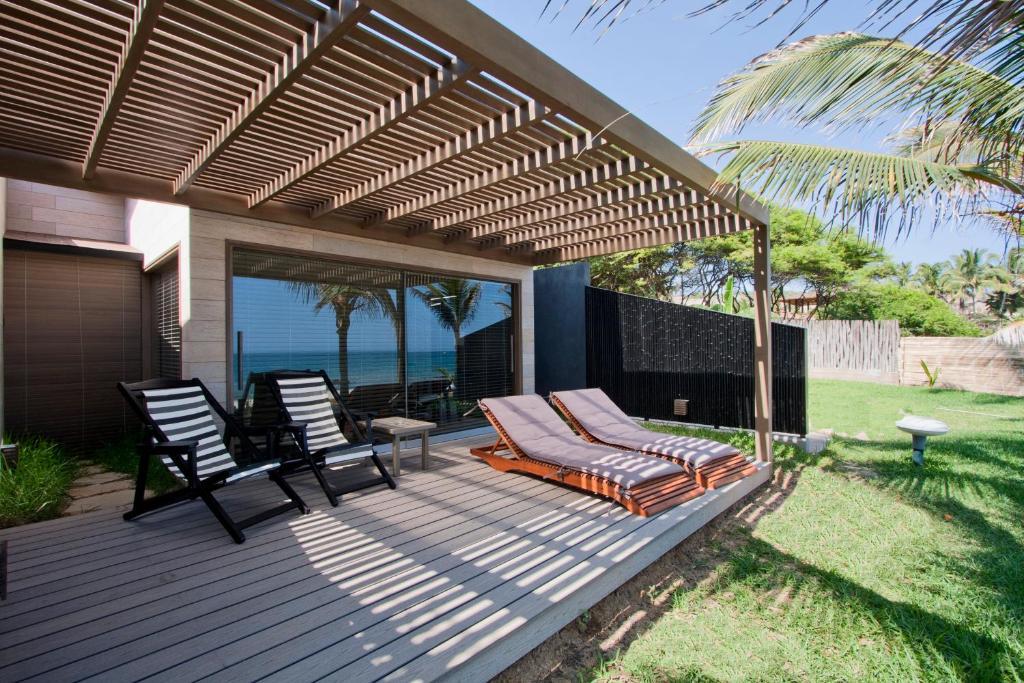 Suite Double Room with Ocean Front View