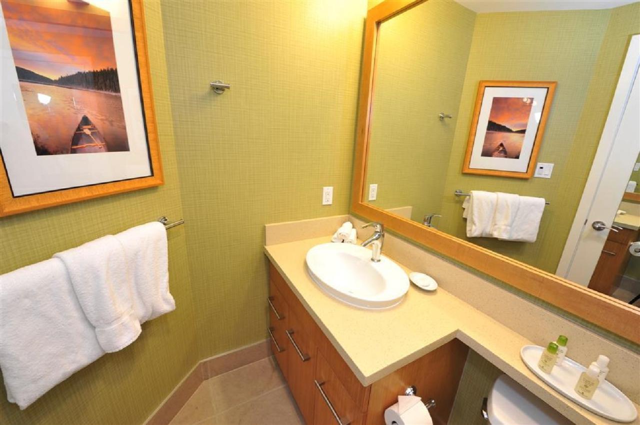 Studio Suite with City View