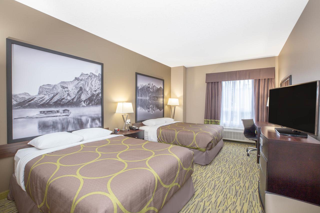 Queen Room with Two Queen Beds