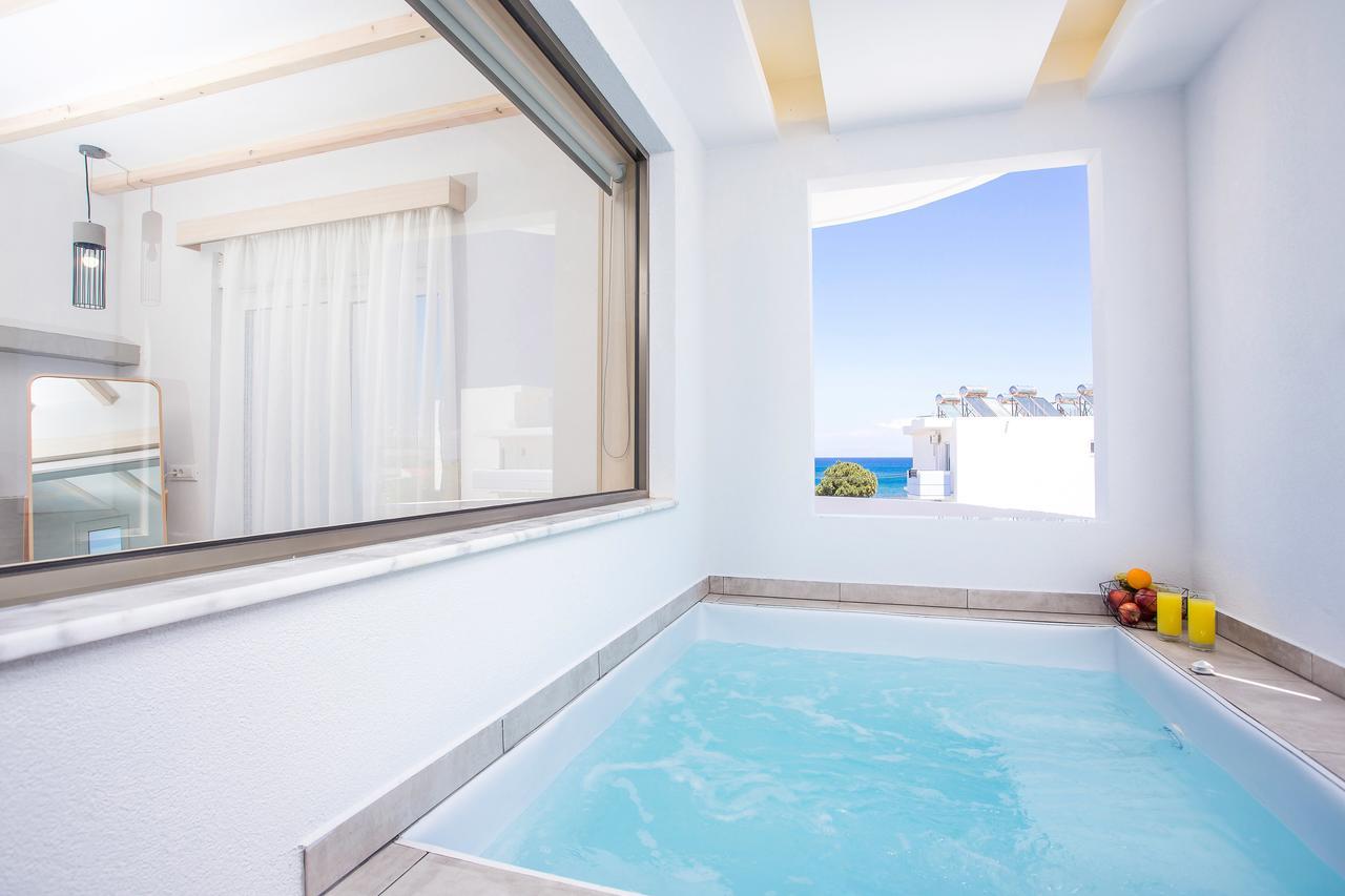 Studio with Sea View