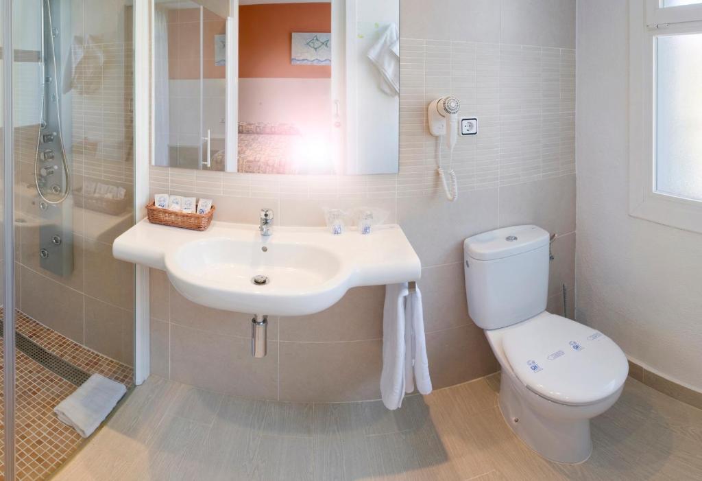 Double or Twin Room with Balcony
