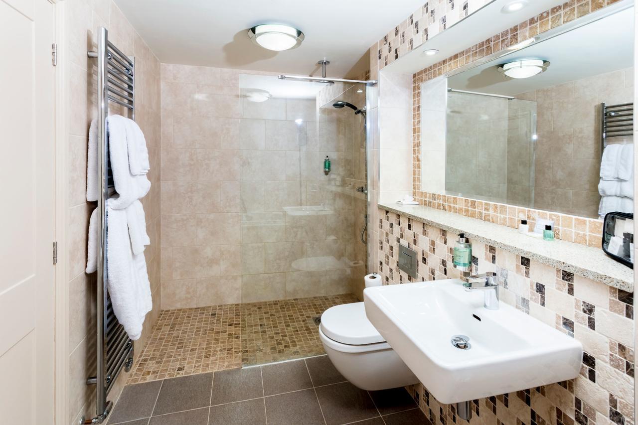 Cedar Suite
