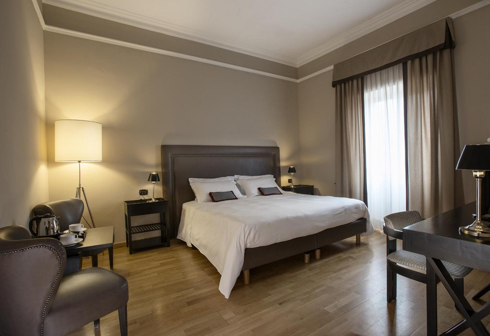 Superior Large Double or Twin Room