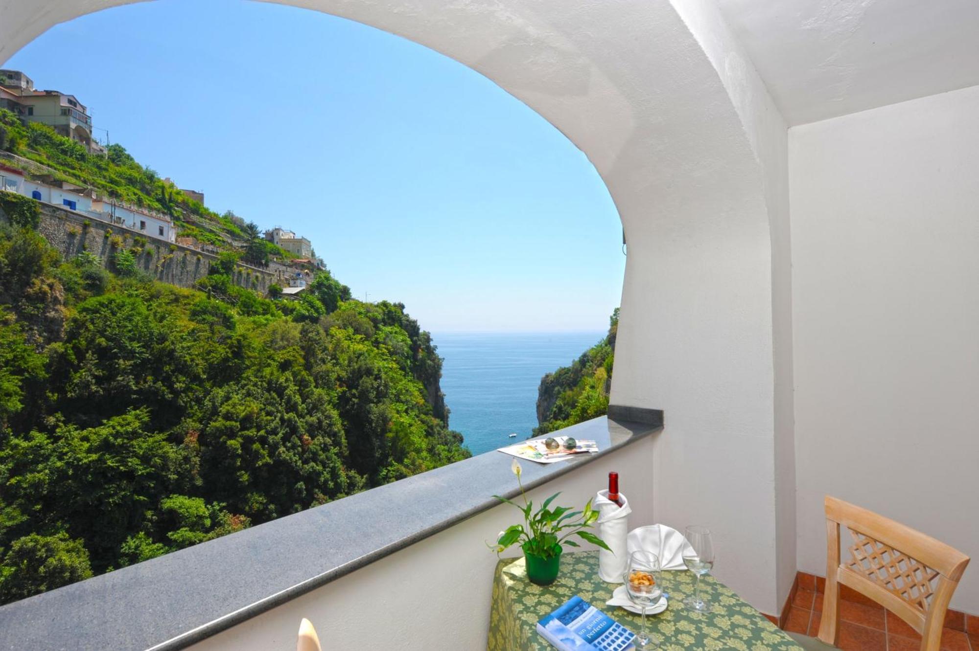 Superior Double Room with Sea View
