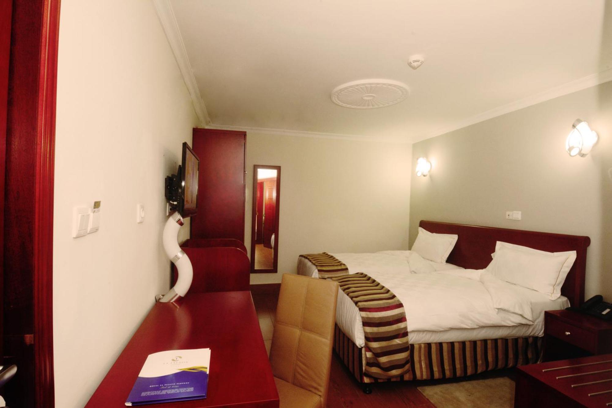 Large Twin Room