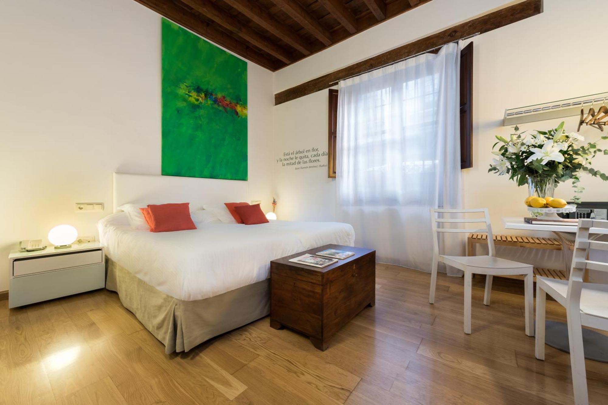 Twin Room - Courtyard