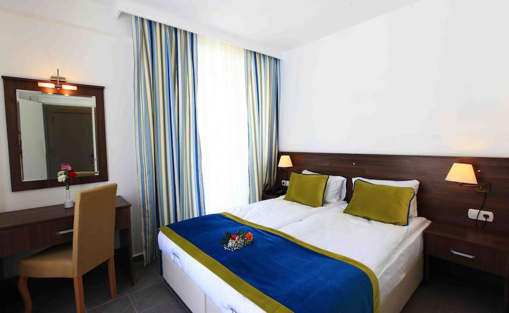 Standard Zimmer mit Balkon mit Aussicht auf die Landschaft