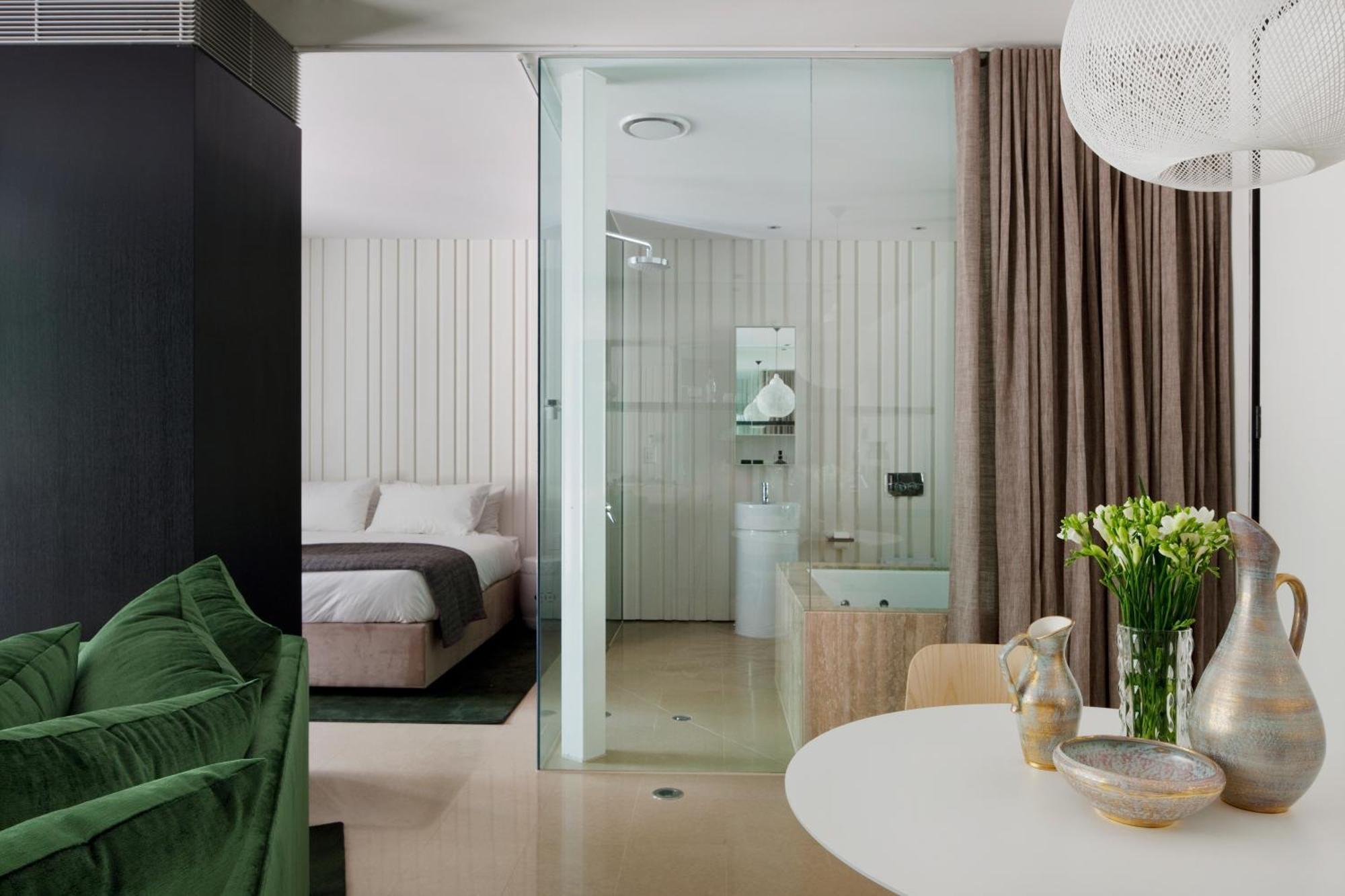 One-Bedroom Villa