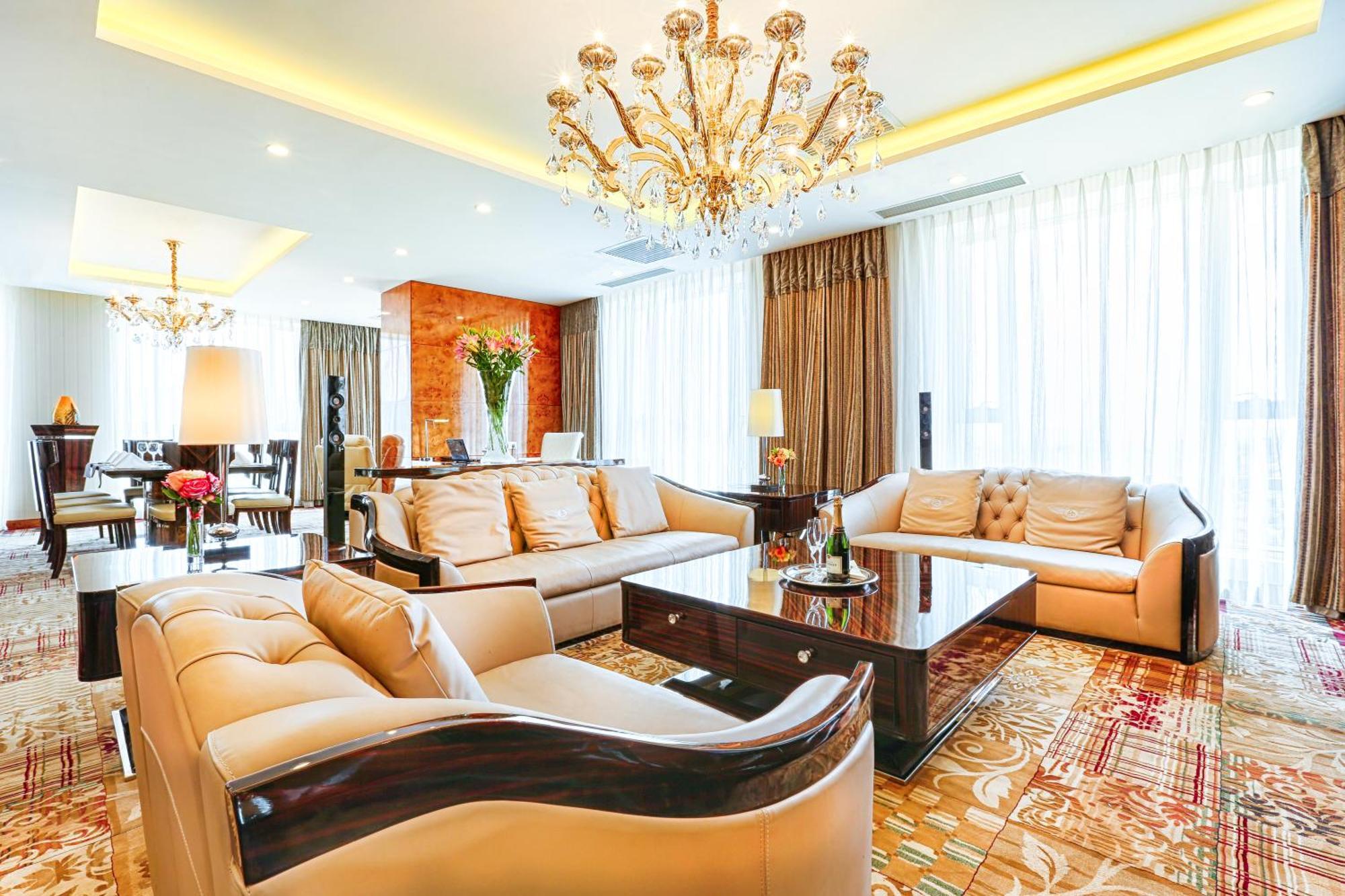 Presidential Suite