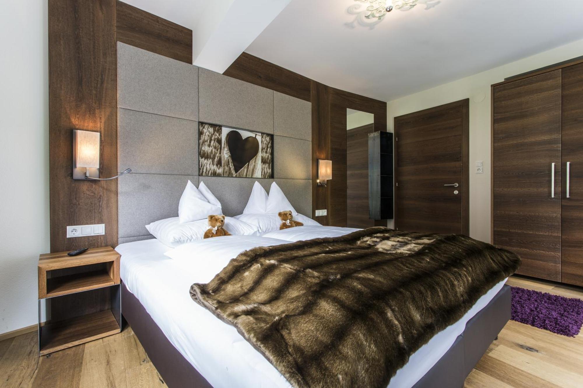 Deluxe Double Room Courtyard View