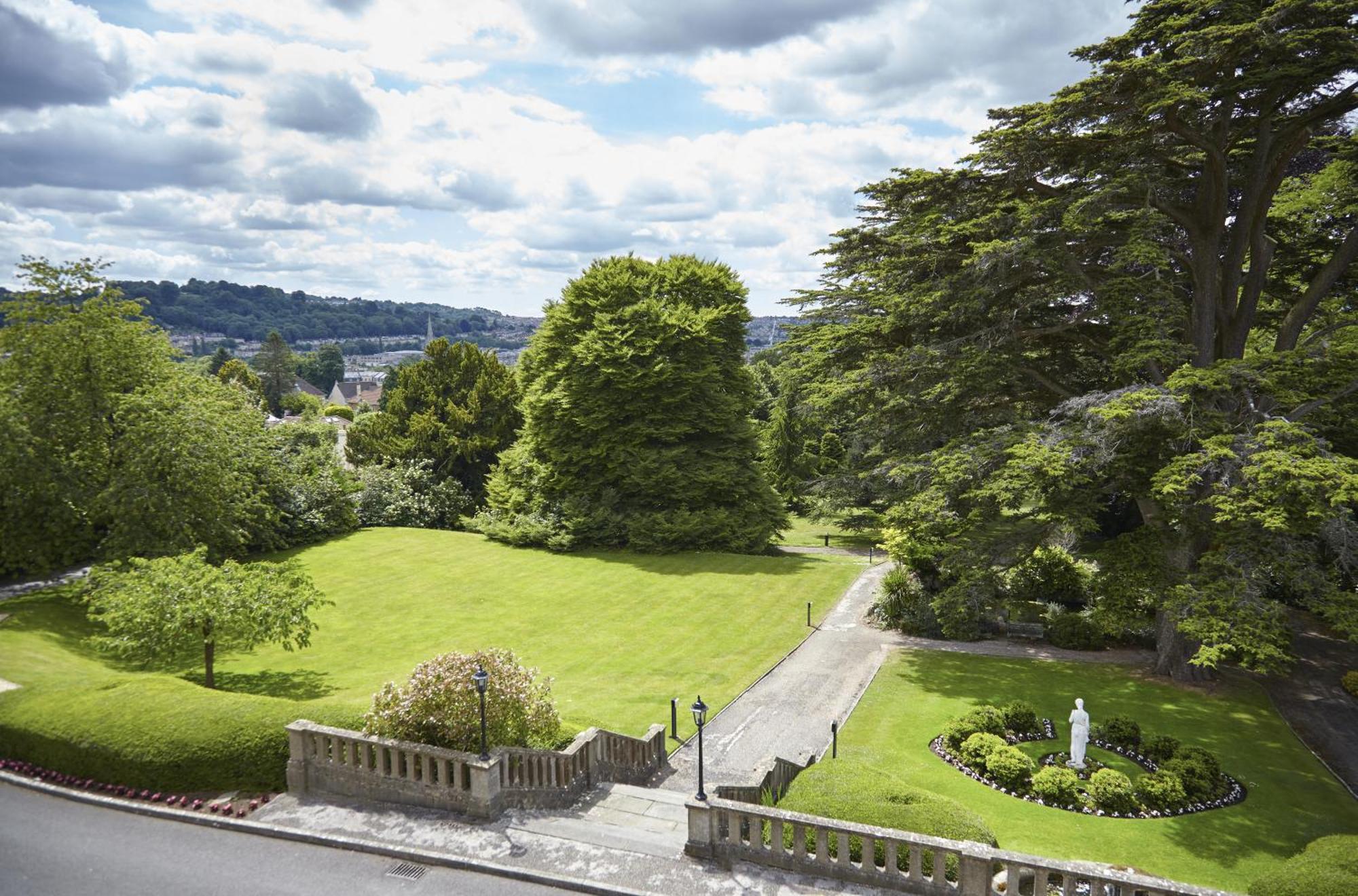 Deluxe Double Room with Garden View