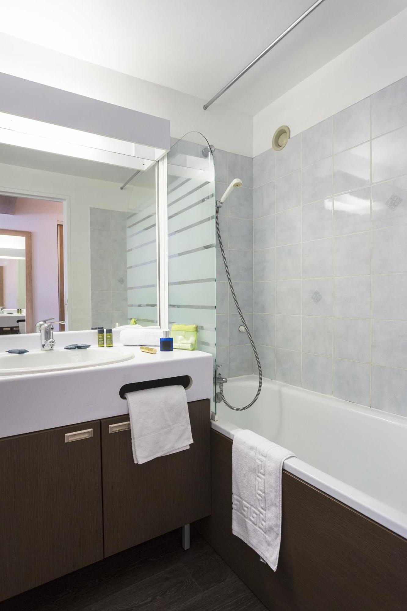 Double Room,1646908125:JPEG