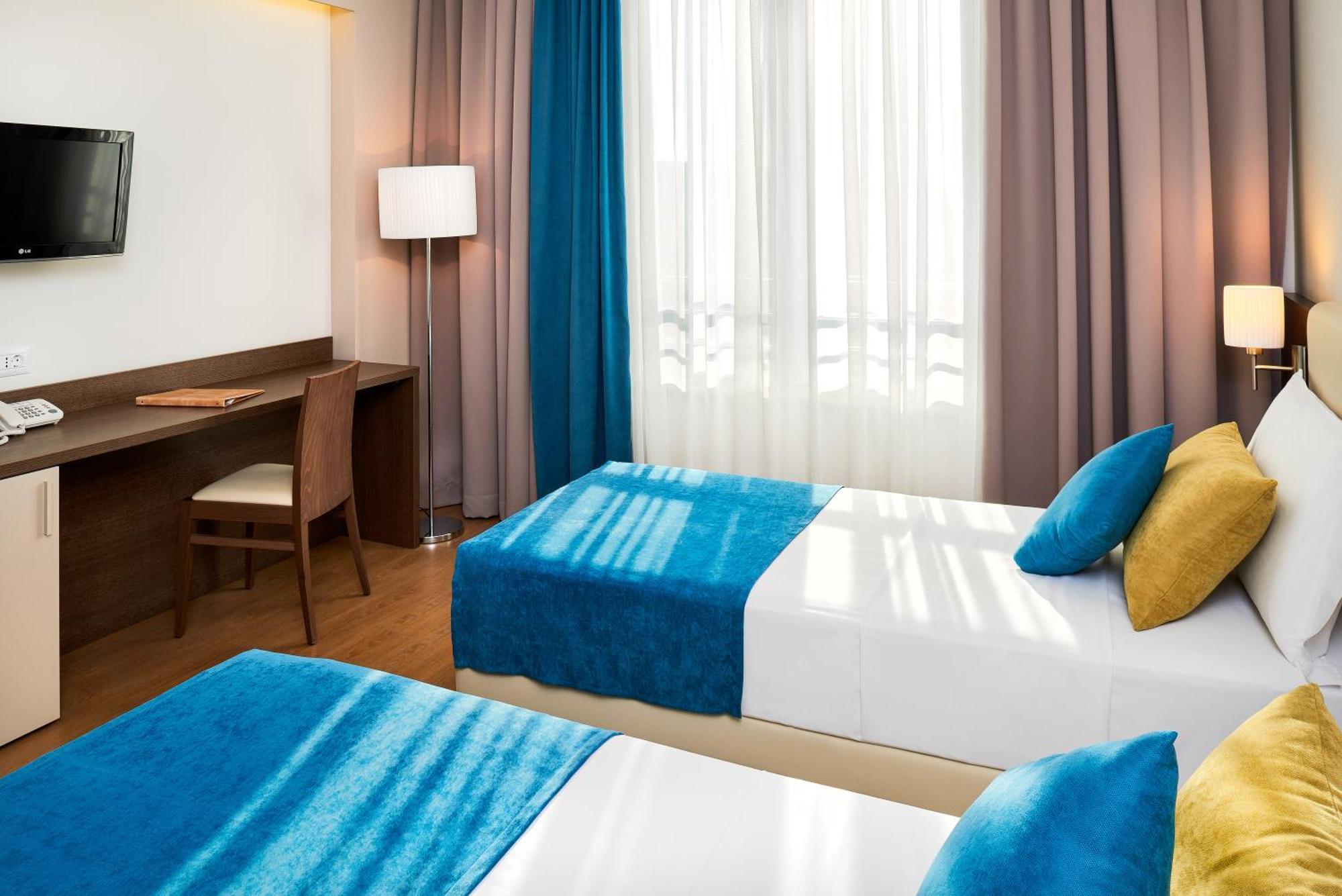 Double or Twin Room with Disability Access