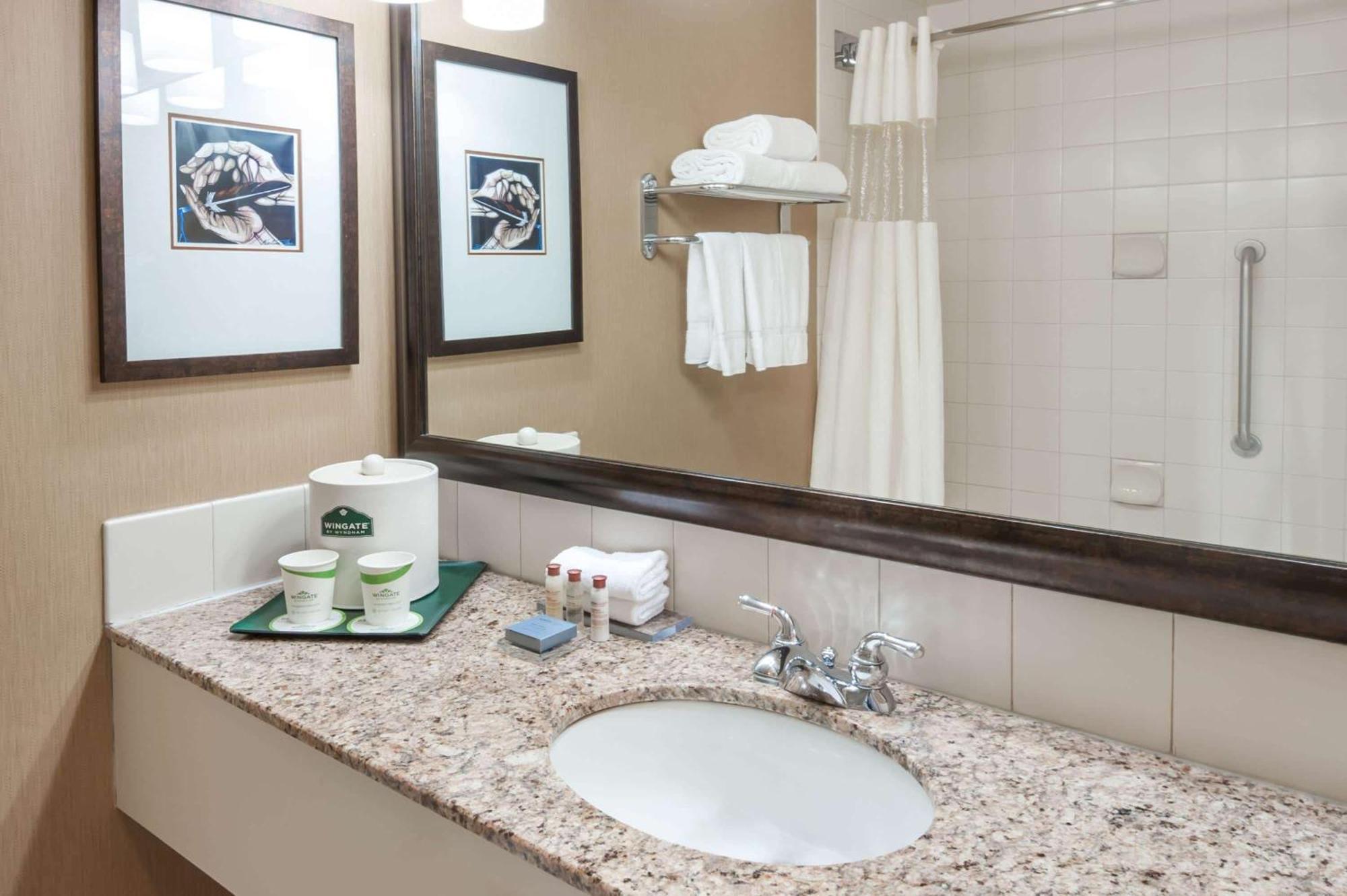 King Junior Suite, Non-Smoking