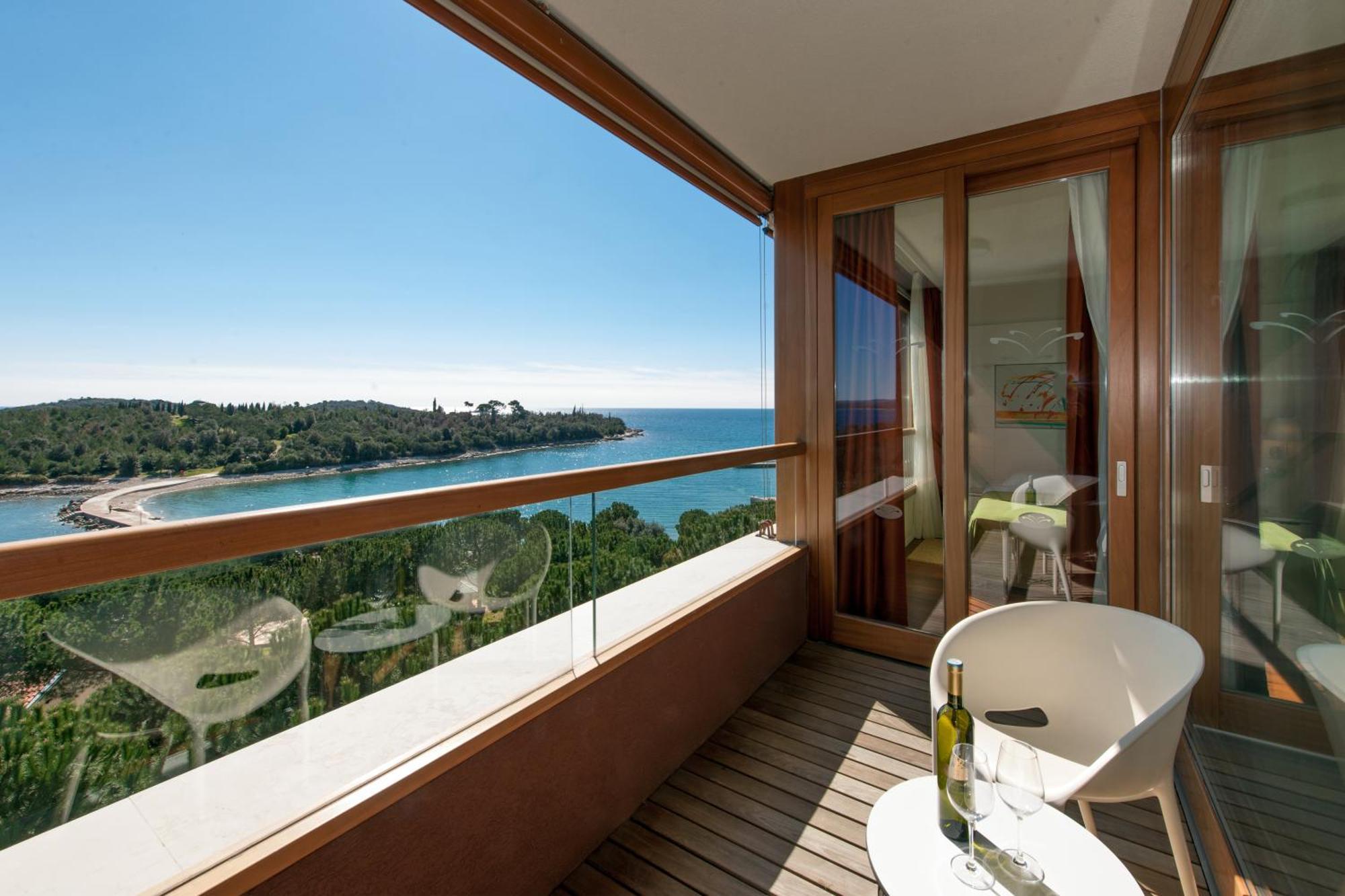 Premium Sea View Suite with Balcony