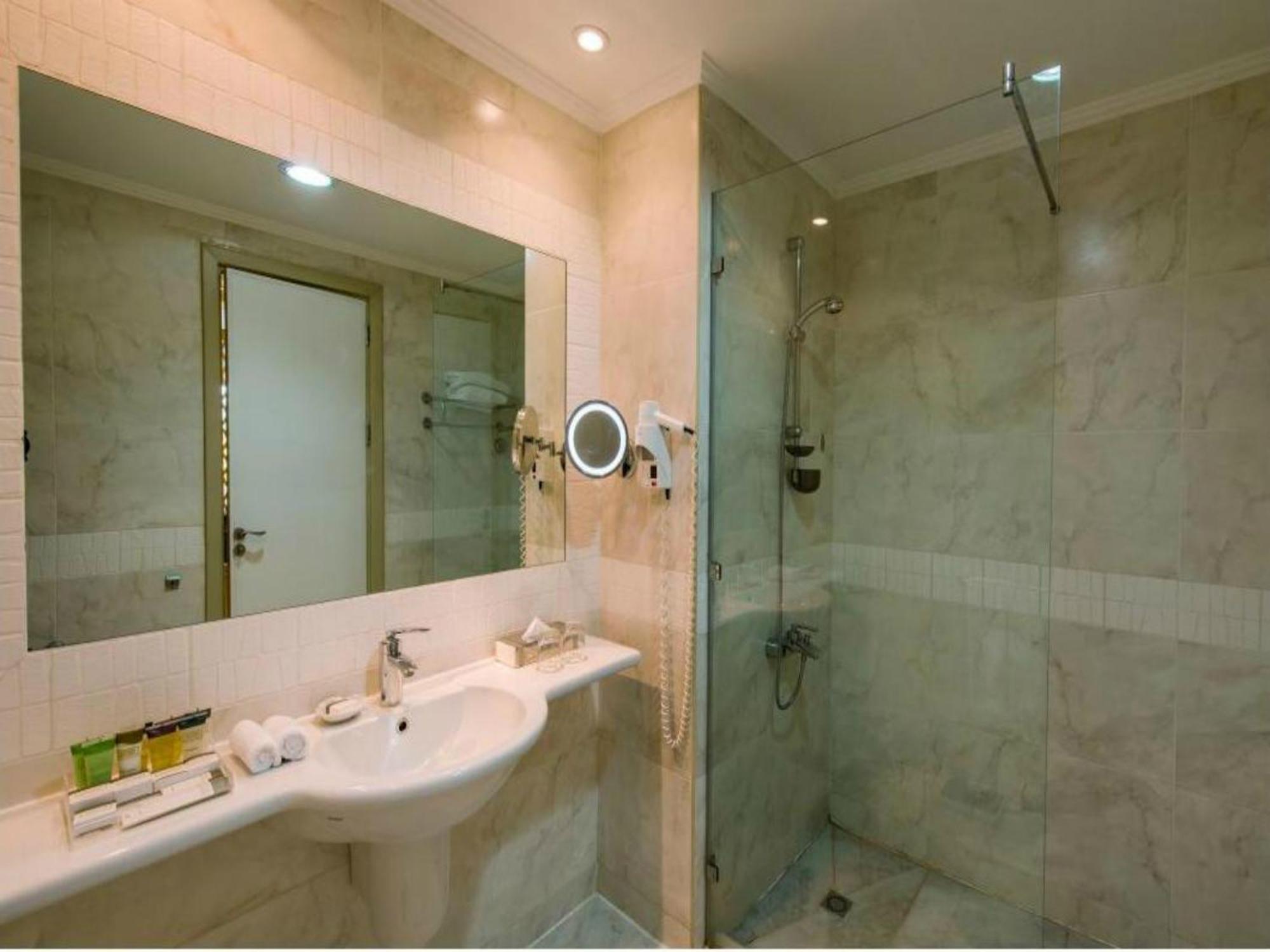 Standard Sea View room