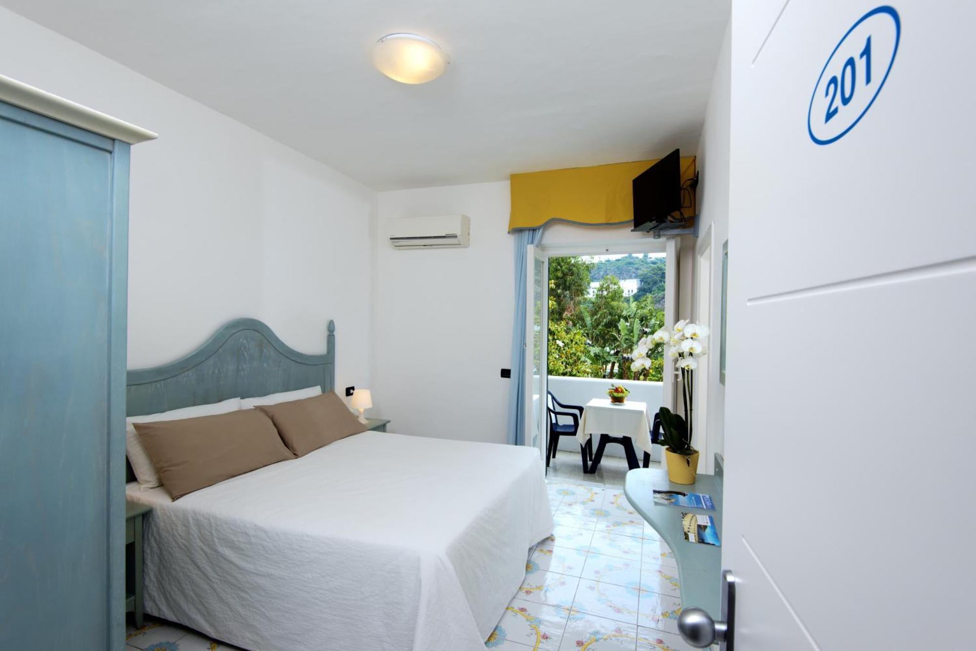 Doppel-/Zweibettzimmer mit Zustellbett