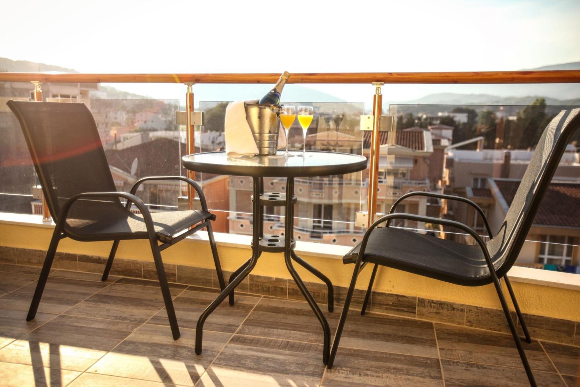 Triple Room with Balcony