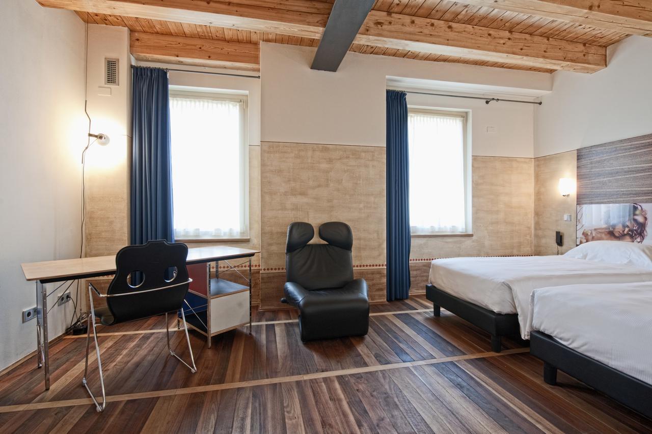 Deluxe Double or Twin Room Spa Access