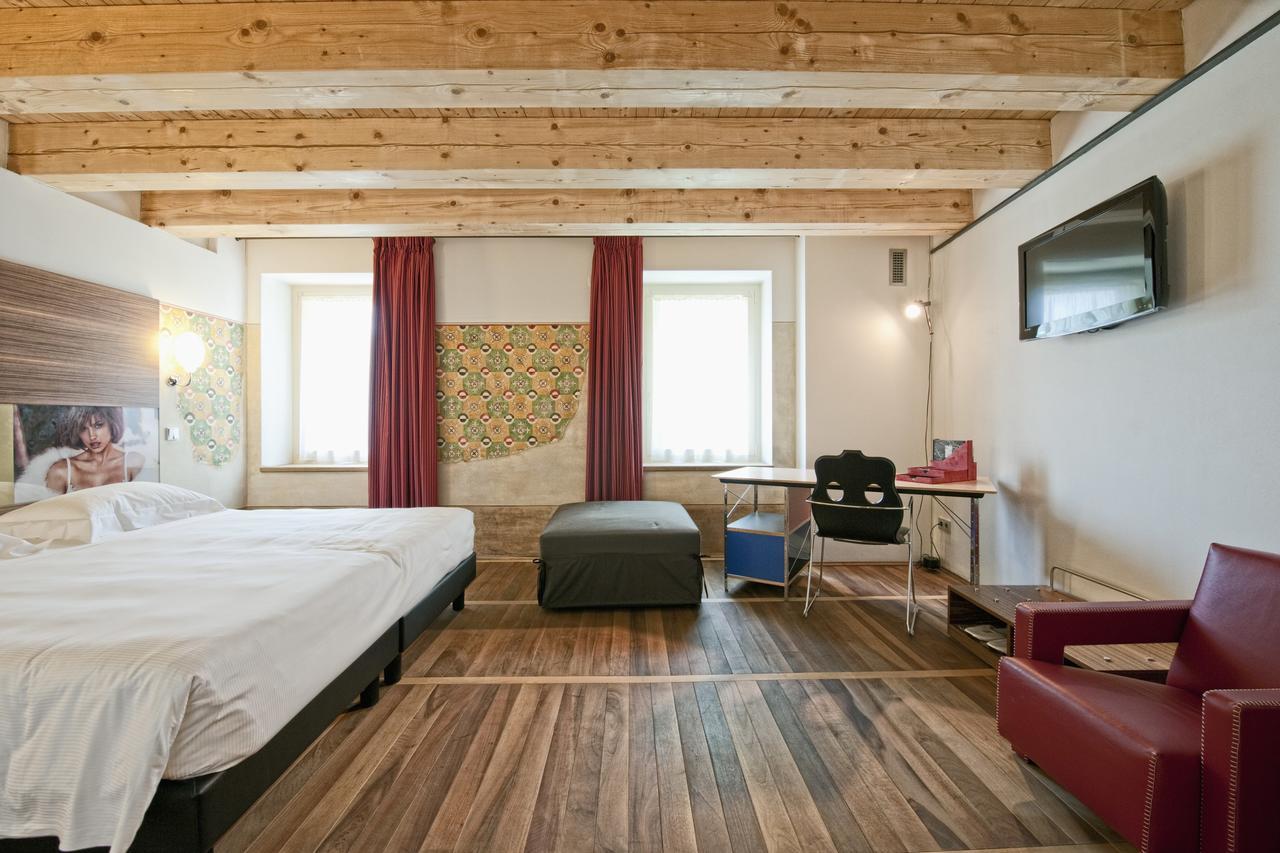 Deluxe Double or Twin Room Spa Access