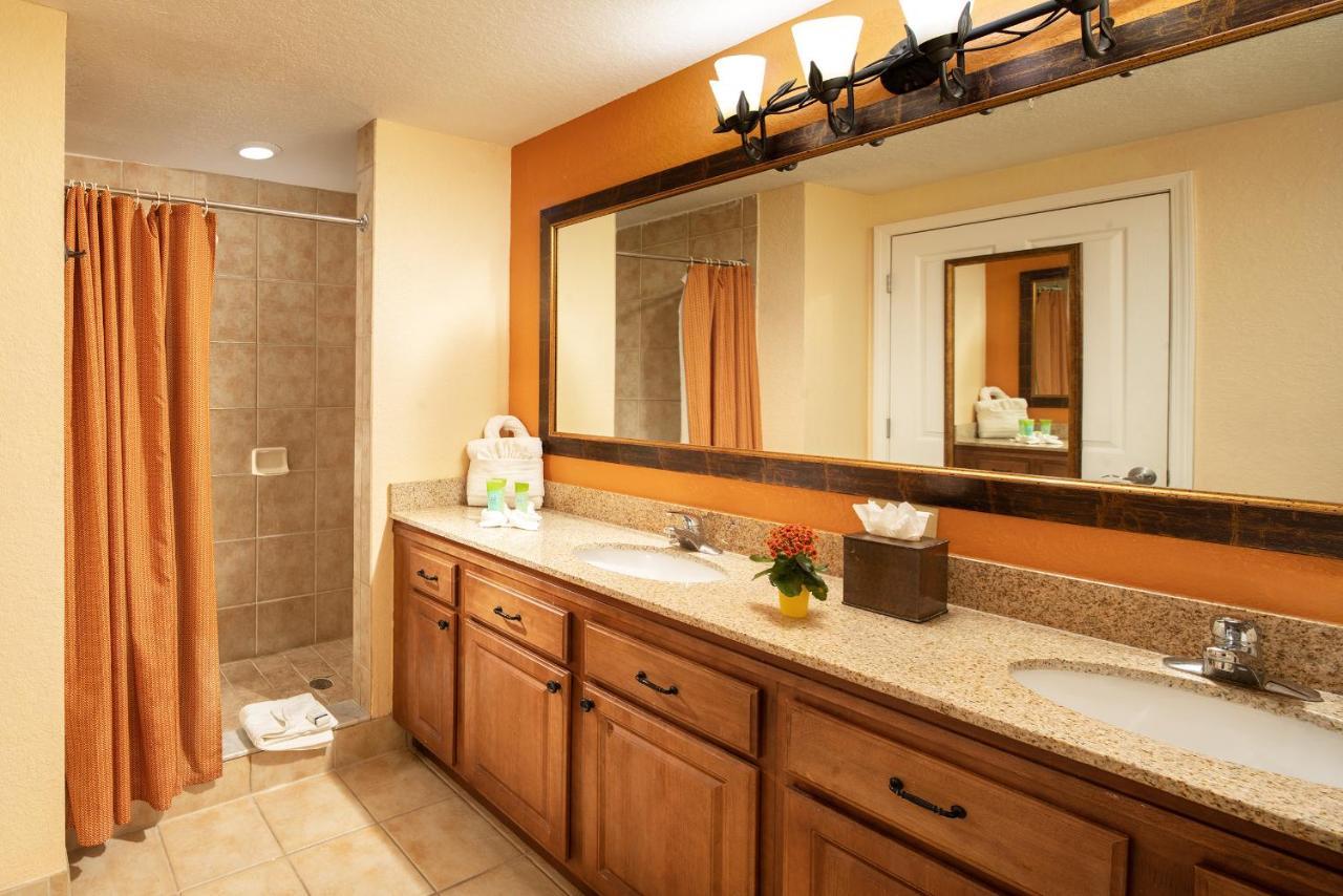 Three Bedroom Suite with Sofa Bed
