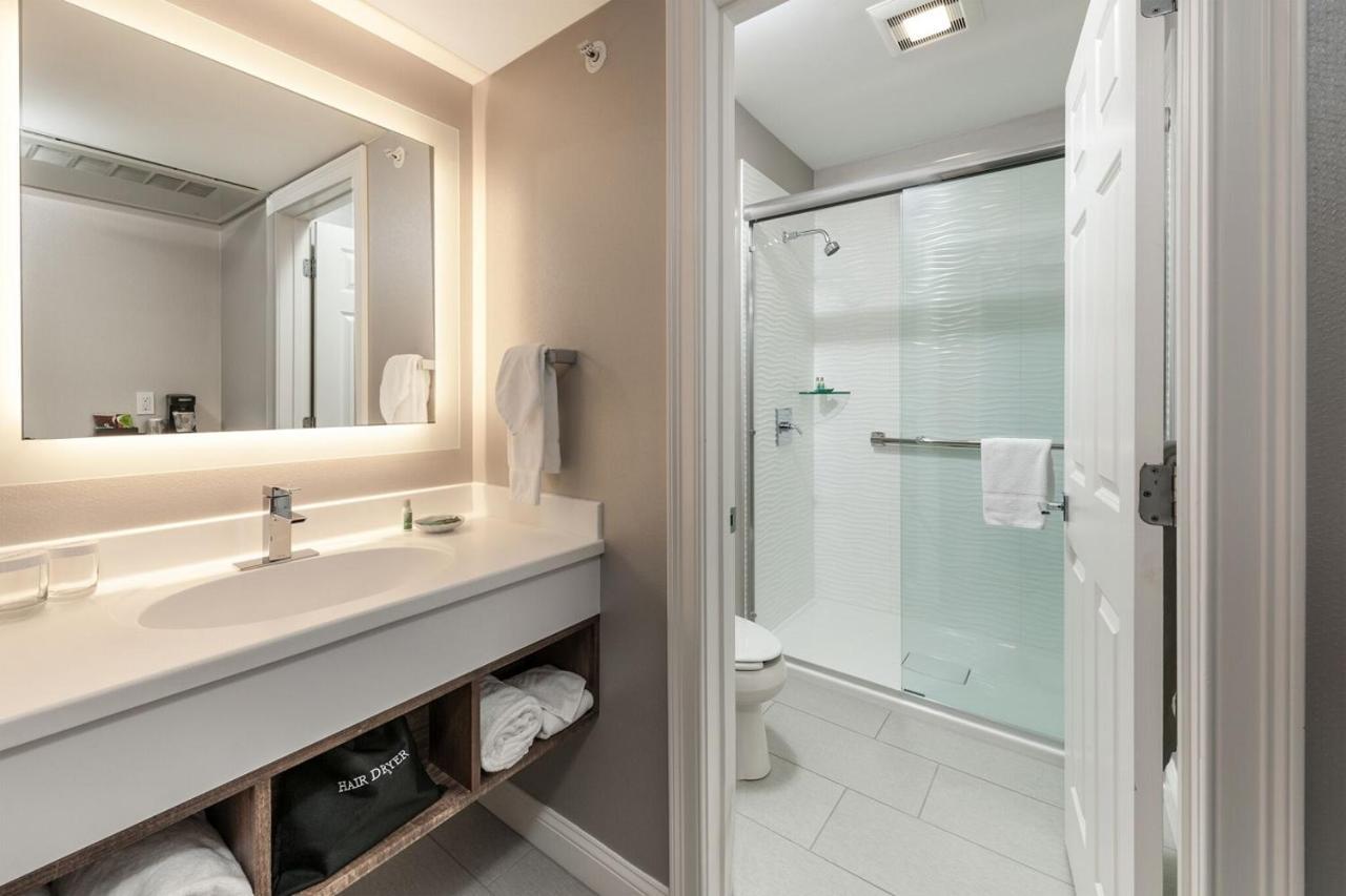 King Room - Non Ocean View