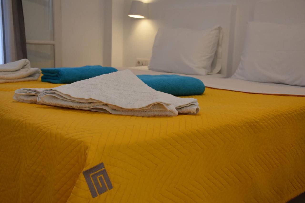 Double or Twin Room with Sea View