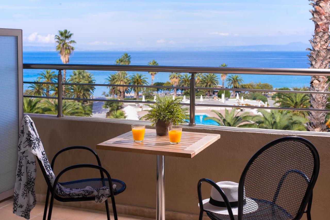 Double or Twin Room Sea View