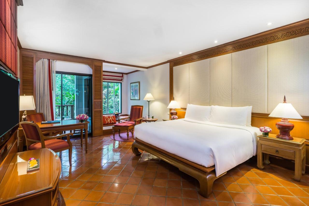 Deluxe Zimmer mit Kingsize-Bett, Balkon und Gartenblick