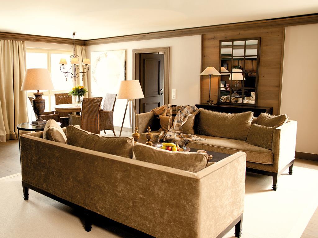 Premium Suite