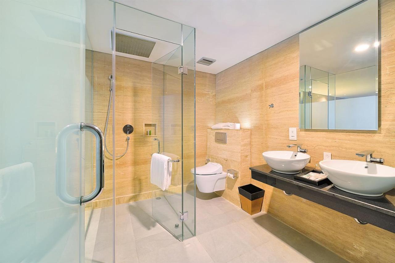 Whirlpool Suite room
