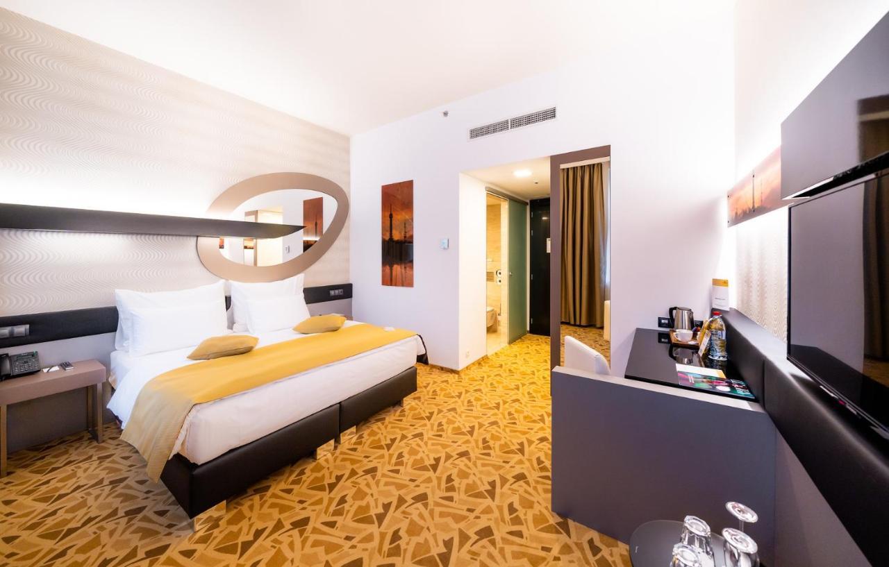 Deluxe Double Room,1433726227:JPEG