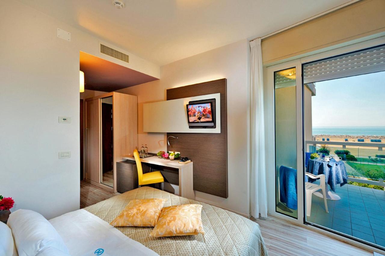 Basic Double or Twin Room,1196893432:JPEG