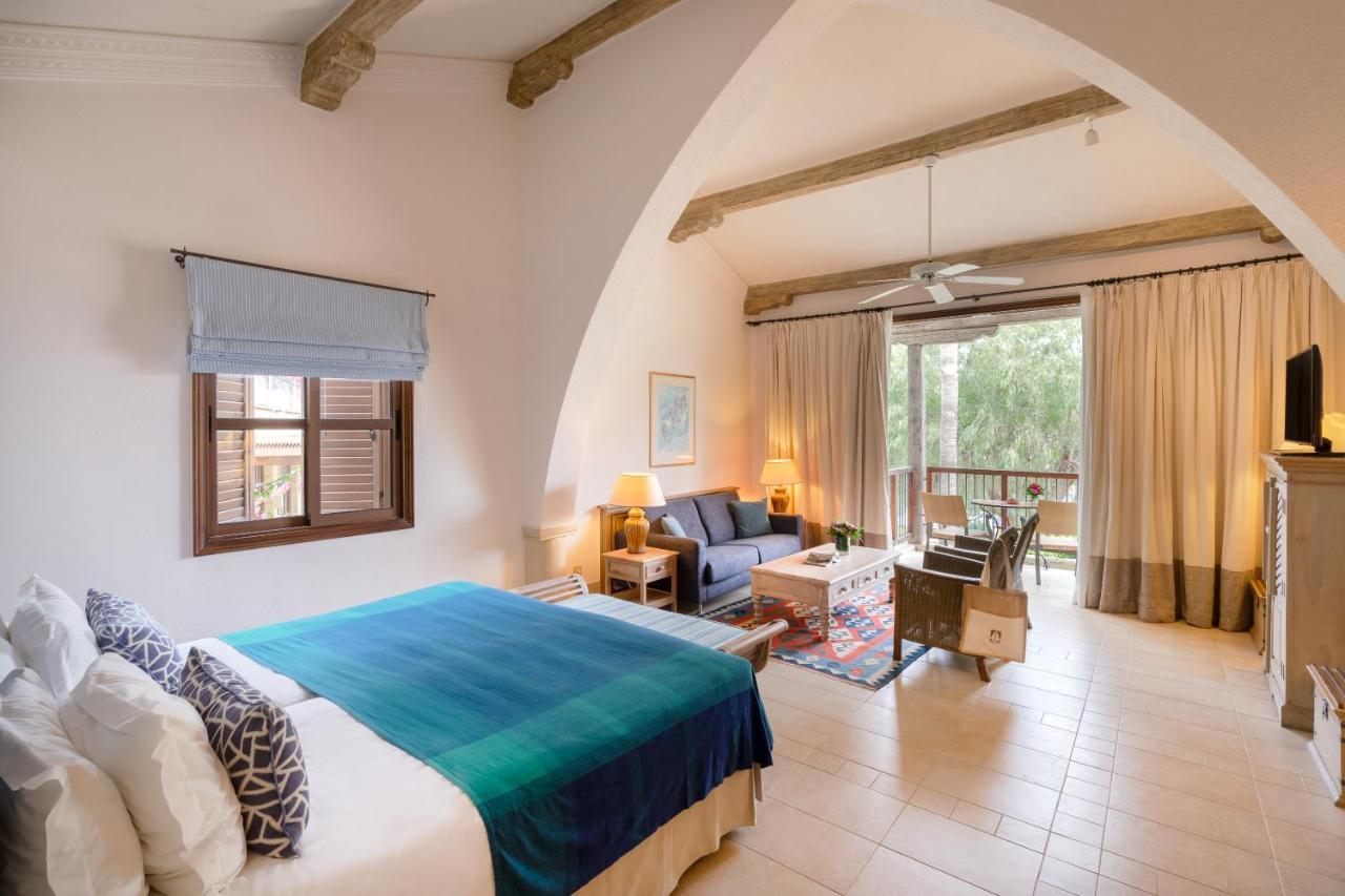 Executive Suite with Garden View