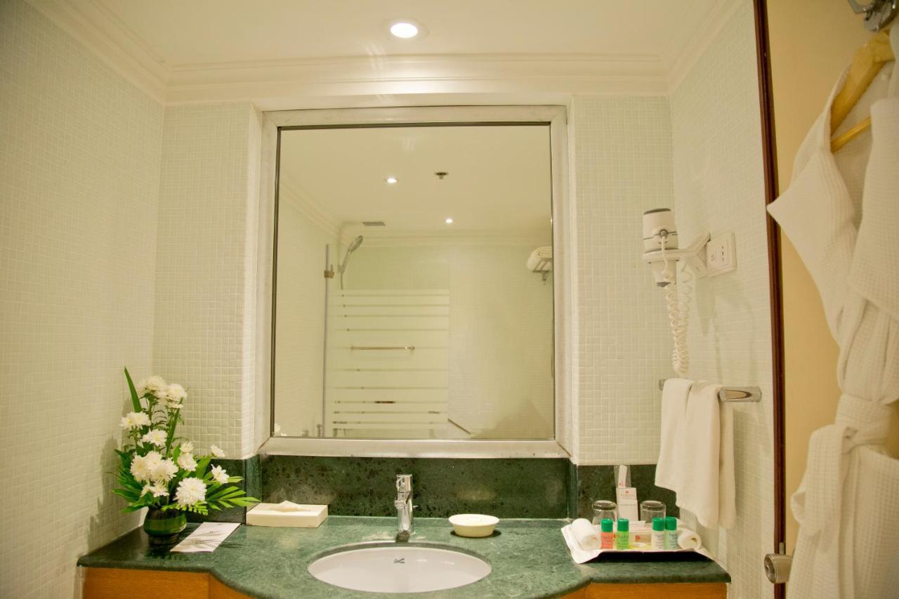 Garden View Room