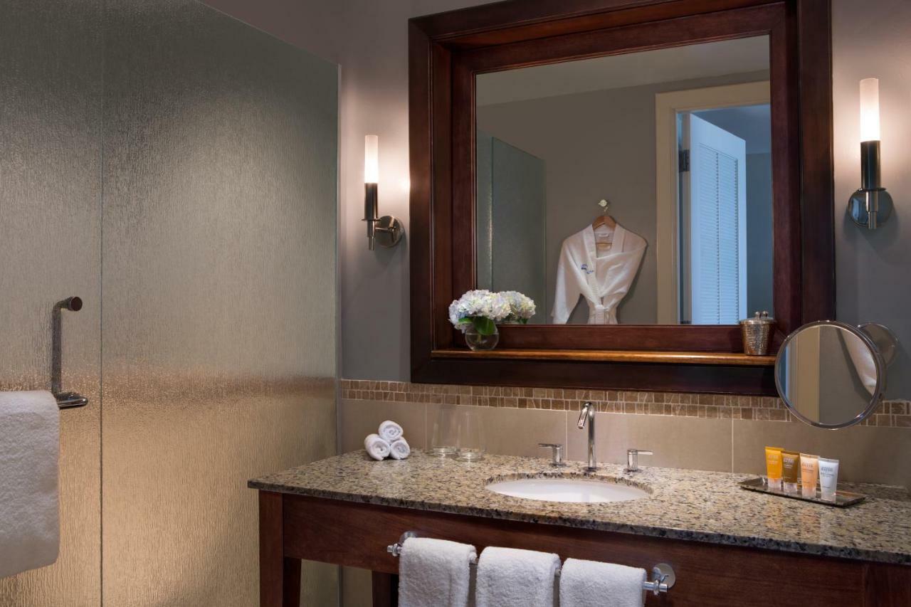 Standard Suite 1 Bedroom Ocean View